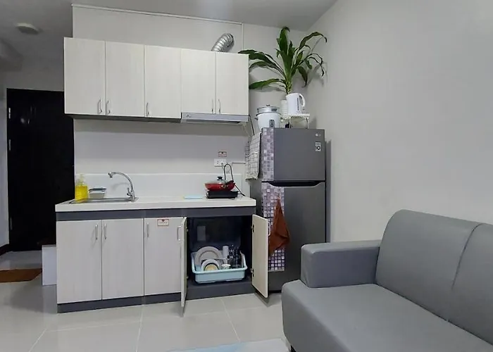 Dracarys Place 2 With Balcony Unlimited Wifi Lapulapu View